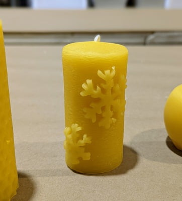 Cylinder with Snowflakes Candle (10cm)